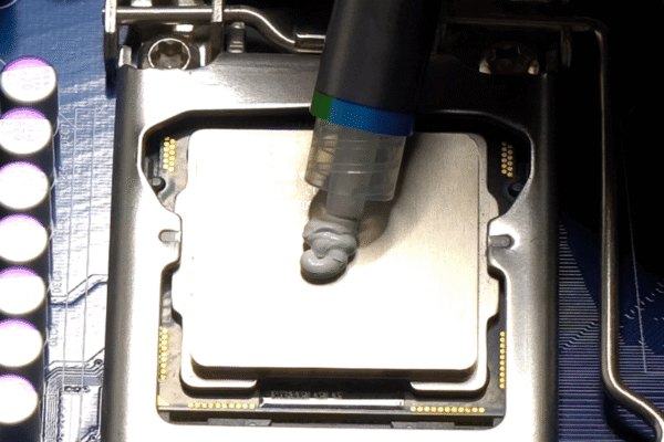 Thermal Paste for a CPU: The Essential Bridge for Optimal Cooling, Performance, and Longevity in Modern Processors